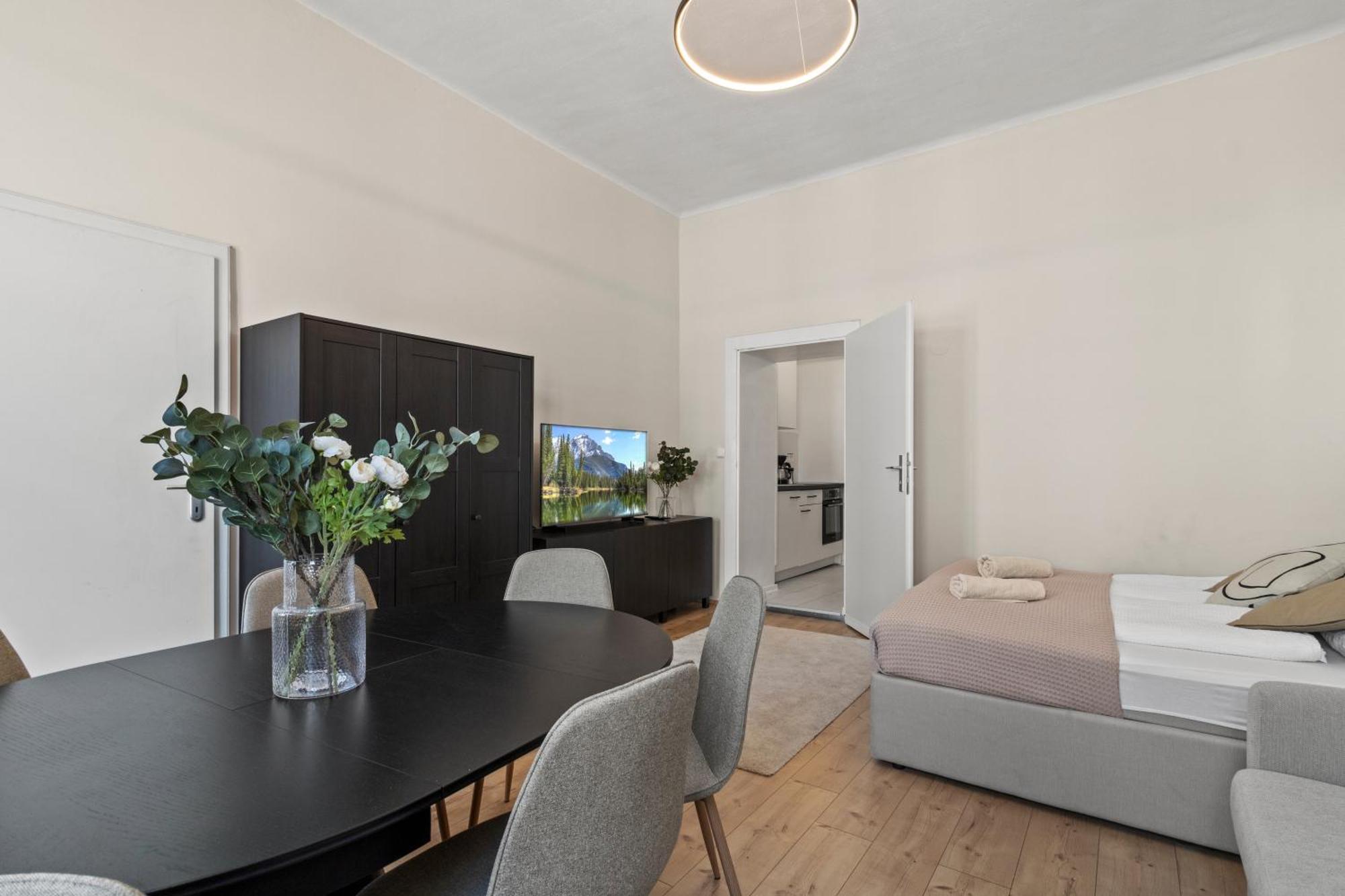 Spacious Apartment, 3 Min To U6 Metro Wenen Buitenkant foto