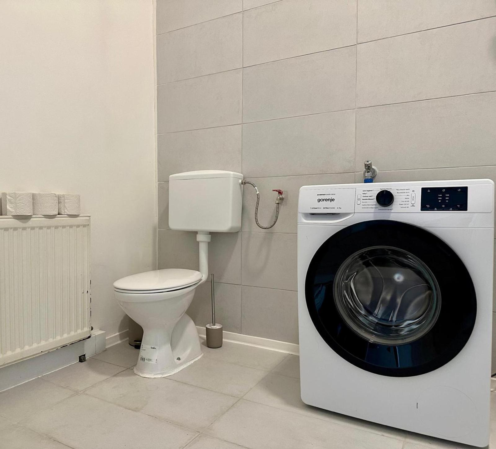Spacious Apartment, 3 Min To U6 Metro Wenen Buitenkant foto
