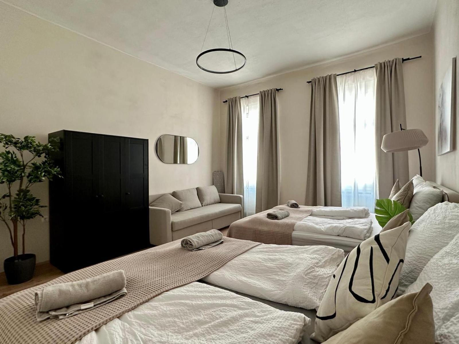 Spacious Apartment, 3 Min To U6 Metro Wenen Buitenkant foto