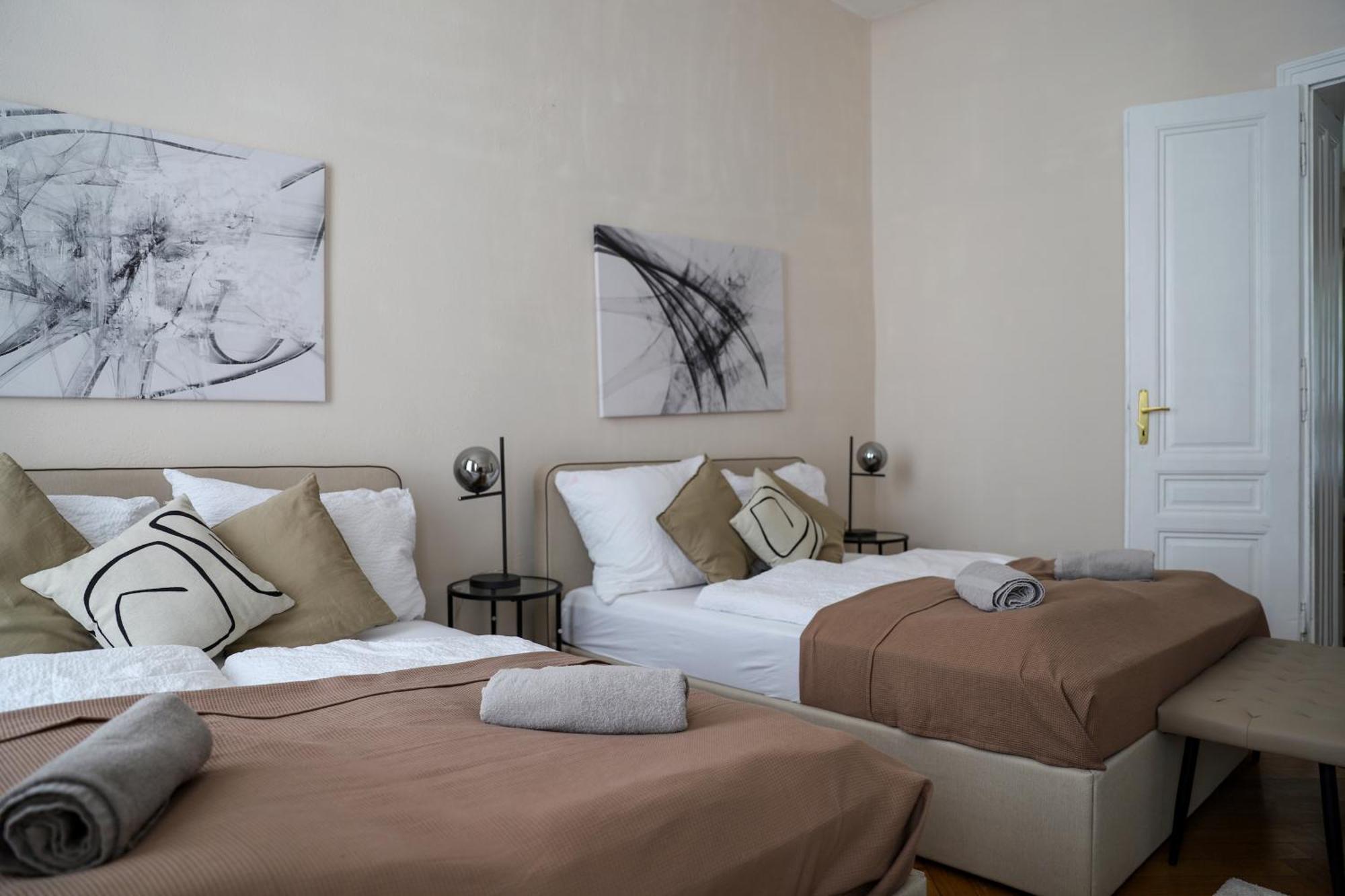 Spacious Apartment, 3 Min To U6 Metro Wenen Buitenkant foto