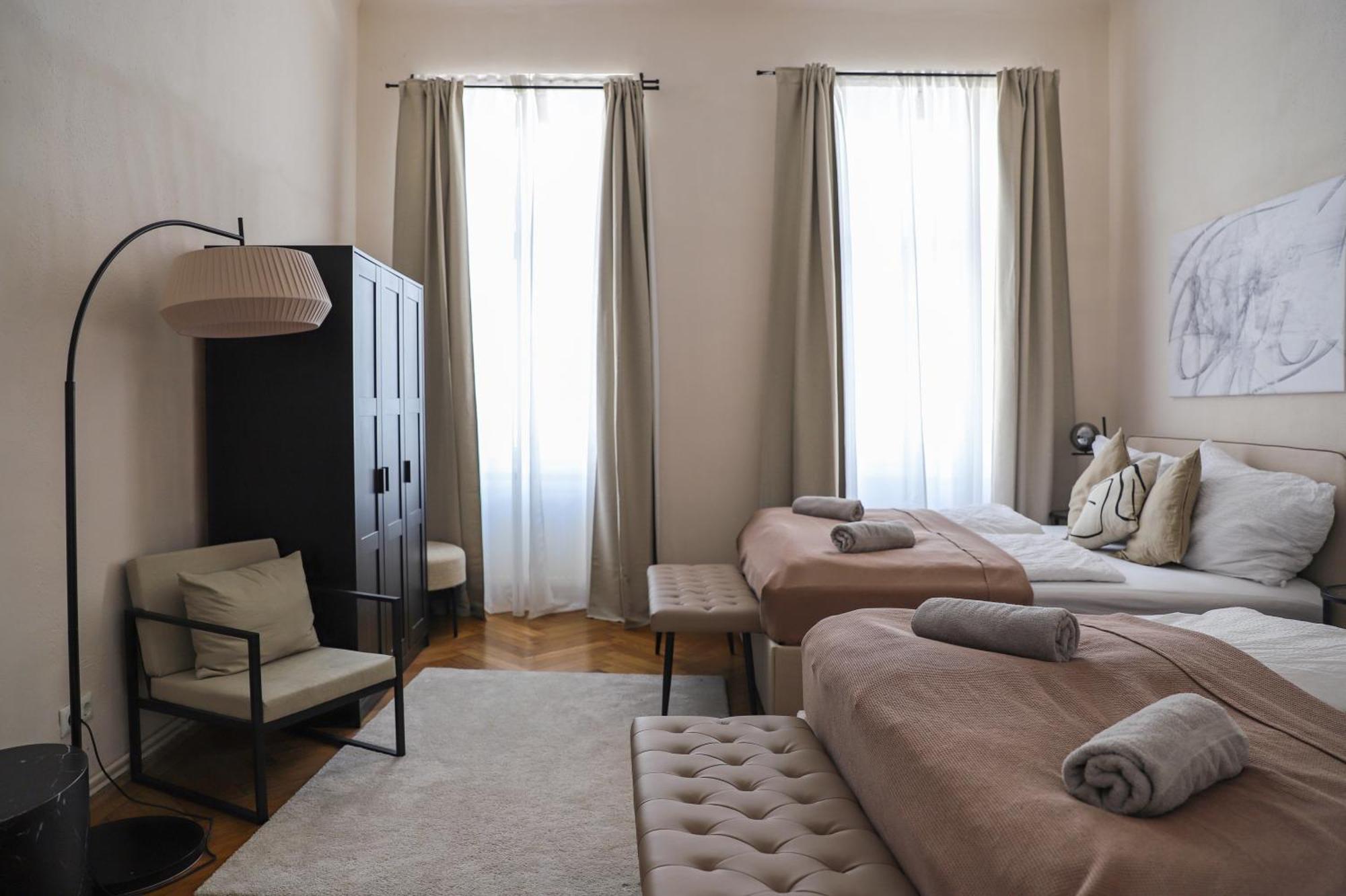 Spacious Apartment, 3 Min To U6 Metro Wenen Buitenkant foto