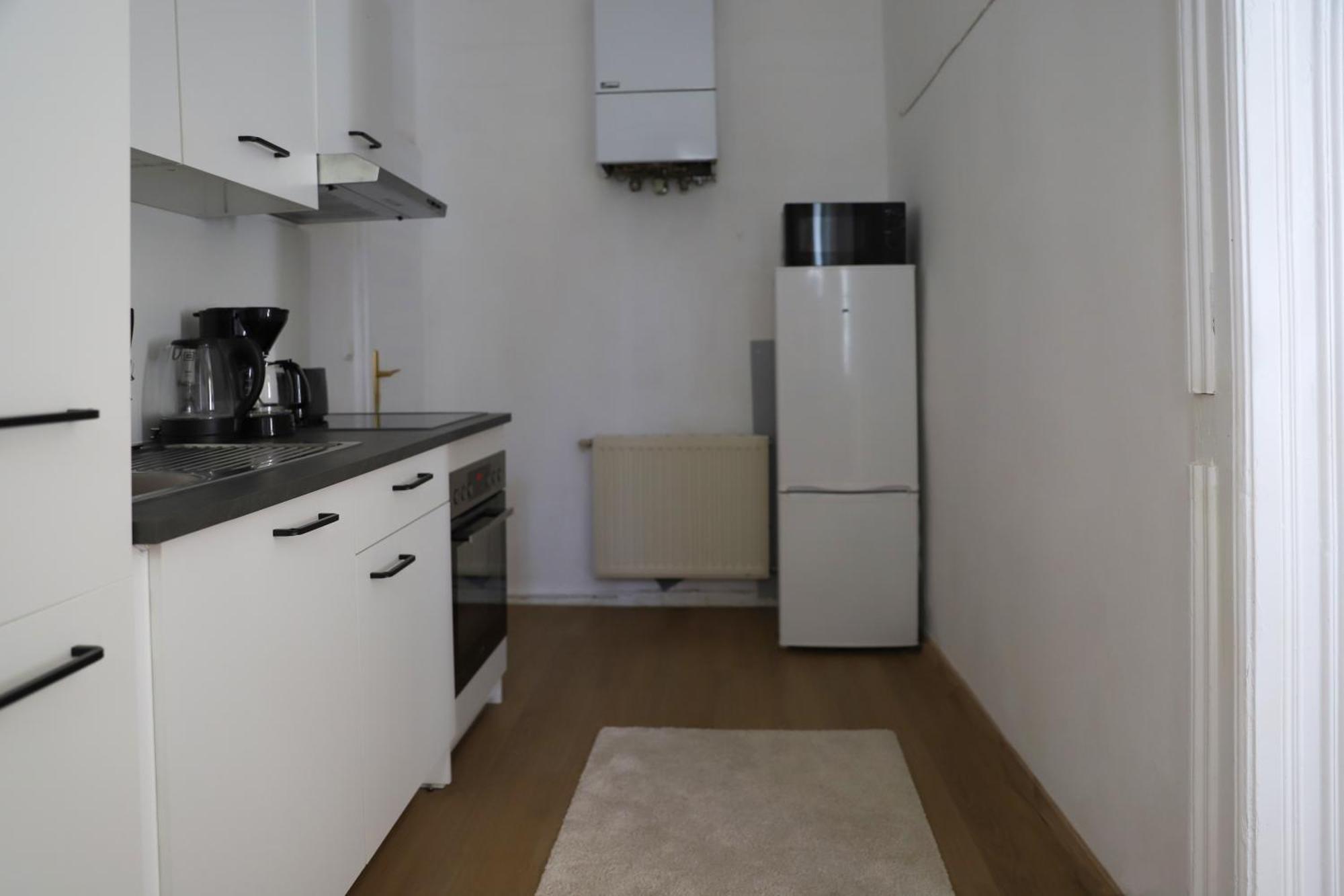 Spacious Apartment, 3 Min To U6 Metro Wenen Buitenkant foto